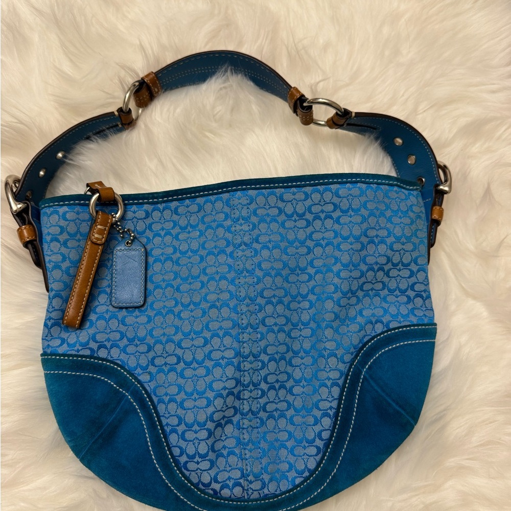 Coach Bag - Picture 2 of 4